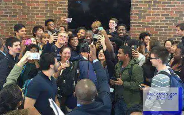 Photo: Foreign Students Scrambling For Selfie With Goodluck Jonathan